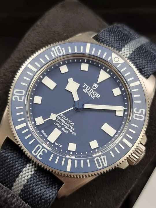  Tudor Pelagos FXD M25707B/25-0001 / M.N.25 Marine Nationale Unworn/New Condition 10-2025 