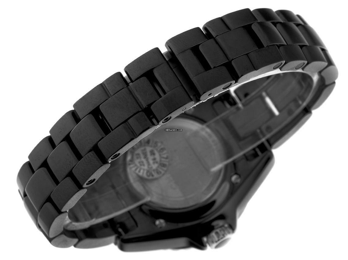 Thumbnail von Chanel J12 Keramik Black Ref.H7121 2023 Full Set Ungetragen