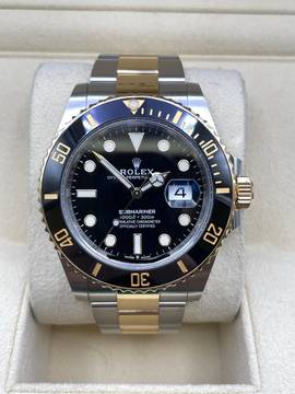  Rolex Submariner Date Steel/Gold 41 Black 2022 like new FULL SET BOX&PAPERS 126613LN 
