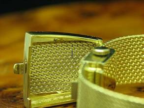 Thumbnail von Iduna 14kt 585 Gold Handaufzug Damenuhr / Klappdeckel In Gürtelschnallenform </h1>