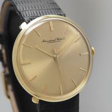 Thumbnail von IWC Vintage Turtle Handaufzug Klassik Gold 18k/750