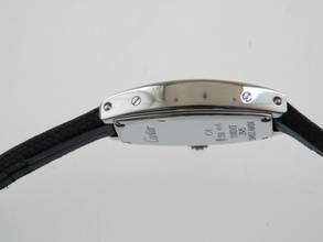 Thumbnail von Cartier Tonneau 18 Karat Weißgold Tonneau Damenuhr mit neuem original band und original Weißgold Schließe </h1>