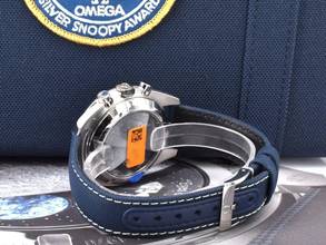 Thumbnail von Omega Speedmaster Apollo Xiii 50th Anniversary Snoopy Silver Dial