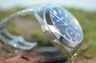 Thumbnail von Urban Jürgensen ONE GMT Automatik Herrenuhr Blue Dial UNGETRAGEN Ref. 5541 826232 </h1>