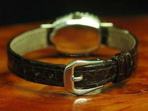 Thumbnail von Omega Genève 18kt 750 Weißgold Handaufzug Damenuhr + Diamant Besatz Kaliber 484 </h1>