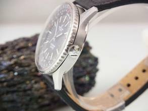 Thumbnail von Breitling Chronomat 41 9808 Chronomat Quartz 32768 Hz Cal. 352 Vintage Herrenuhr Ø 41mm </h1>