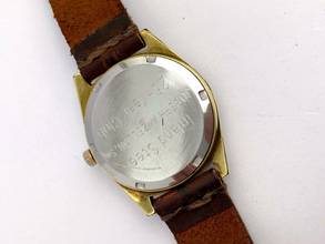 Thumbnail von Omega Genève Vintage 136.041 rare burgundy Inland Dial 136041