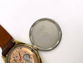 Thumbnail von Omega Genève Vintage 136.041 rare burgundy Inland Dial 136041