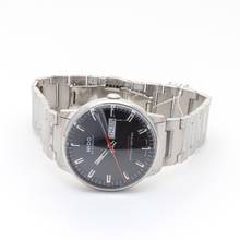 Thumbnail von Mido Commander M021.431.11.051.00 - Commander II Automatic Black Dial Stainless Steel Men's Watch </h1>