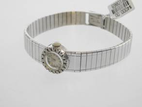 Thumbnail von Patek Philippe Damenuhr massiv 18 Karat Weißgold Handaufzug mit original Brillantbesatz </h1>