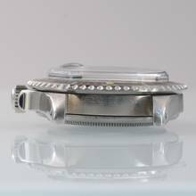 Thumbnail von Rolex Submariner Date 1680 Date by Kuwait Army Crest dial 1977's </h1>