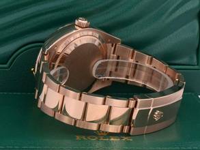 Thumbnail von Rolex Sky-Dweller Rose Gold Rhodium Dial New