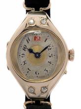 Thumbnail von Swiss Ladies Wristwatch Tonneau </h1>