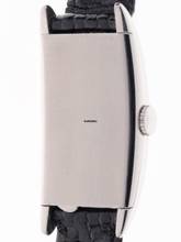 Thumbnail von Omega Gents Wristwatch Curvex </h1>