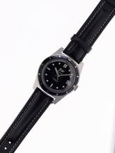 Thumbnail von Voit Gents automatic Divers Wristwatch Super – Waterproof SDW-2 Skin Diving Watch also called Date-C-Matic </h1>