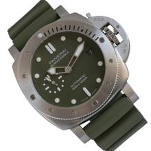 Thumbnail von Panerai Luminor Submersible PAM01055 Verde Militare Limited Full Set 2020’s </h1>