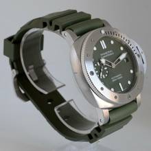Thumbnail von Panerai Luminor Submersible PAM01055 Verde Militare Limited Full Set 2020’s </h1>