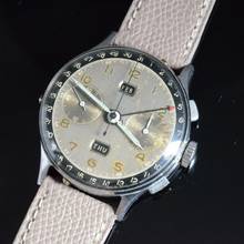 Thumbnail von Angelus Chronodato Triple date Exotic brown radium dial 1950’s </h1>