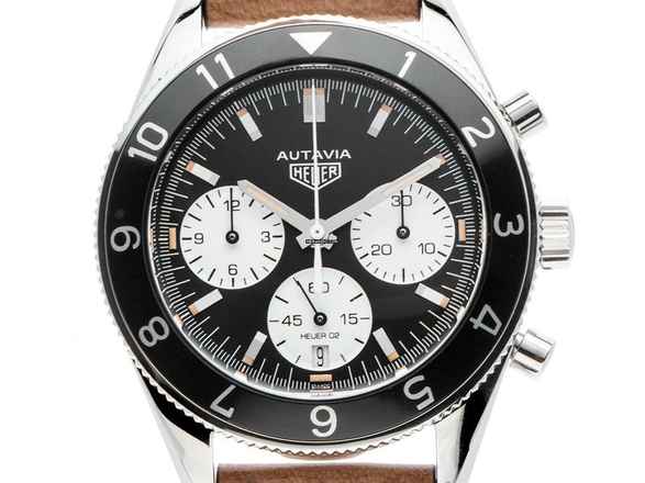  TAG Heuer Autavia Heritage Autavia Ref.CBE2110.FC8226 2024 Full Set Ungetragen 