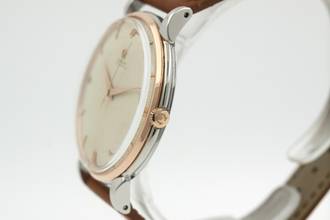 Thumbnail von Omega Automatic Jumbo Ref. 2481-1 18K Rose Gold Bezel Honeycomb Dial Tear Drop Lugs