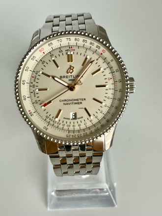  Breitling Navitimer Automatic 41 Navitimer 