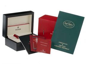 Thumbnail von Tudor Classic Date Ref.22020 2017 Full Set Ungetragen