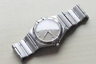 Thumbnail von Omega Constellation Gents Date with papers </h1>