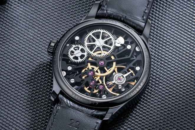  Aerowatch Renaissance Skeleton Cobweb 