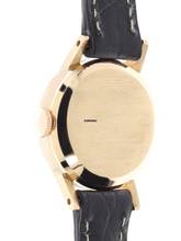 Thumbnail von Universal Ladies manual wind Wristwatch </h1>