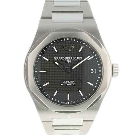  Girard Perregaux Laureato Steel Black Dial NEW </h1> 