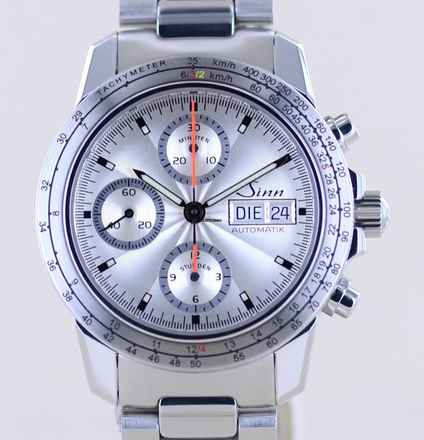  Sinn 303 M-kmh Day-Date Chronograph Silver Dial Modellbahn Full-Set rar </h1> 