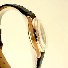 Thumbnail von Universal Genève 18k Rose Gold Chronograph </h1>