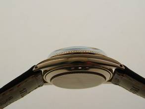 Thumbnail von Rolex Oyster Perpetual Date 18 Karat Rosegold Date 31 mm wie Neu medium Größe mit Krokoband von 1966 </h1>