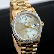 Thumbnail von Rolex Day-Date 36 18048 President Factory Silver diamonds dial Full Set 1980’s </h1>