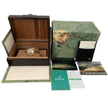 Thumbnail von Rolex Day-Date 36 18048 President Factory Silver diamonds dial Full Set 1980’s </h1>