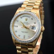 Thumbnail von Rolex Day-Date 36 18048 President Factory Silver diamonds dial Full Set 1980’s </h1>
