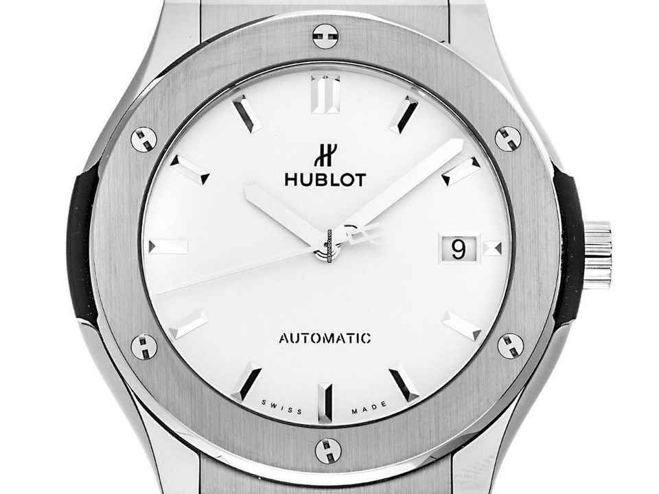  Hublot Classic Fusion Titan Ref.511.NX.2611.RX 2024 Full Set Ungetragen 