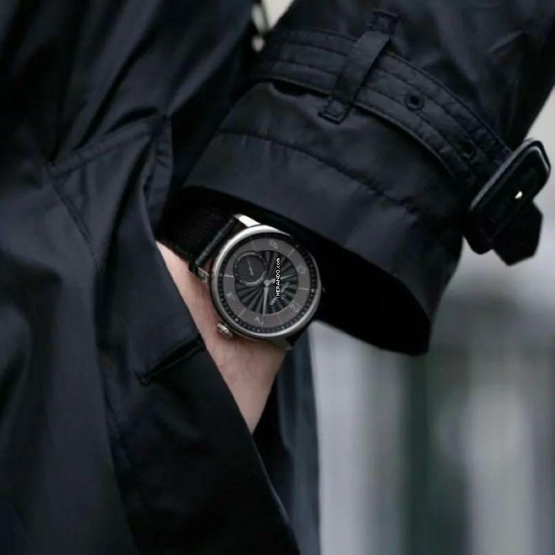 Thumbnail von Louis Erard Petite Seconde Guilloché Gulf Edition Blue optional in green or black