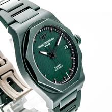 Thumbnail von Girard Perregaux Laureato Aston Martin Laureato 42mm Limited Edition Green 81010-32-3081-1cx like NEW 2023 Full S
