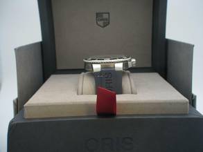 Thumbnail von Oris Aquis Date 01 733 7730 4135-07 4 24 65EB </h1>