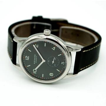  NOMOS Club Automat Datum 774 </h1> 