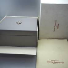 Thumbnail von Girard Perregaux Ferrari F-50 Perpetual Calendar limited Edition WG18k/750 Box+Papiere