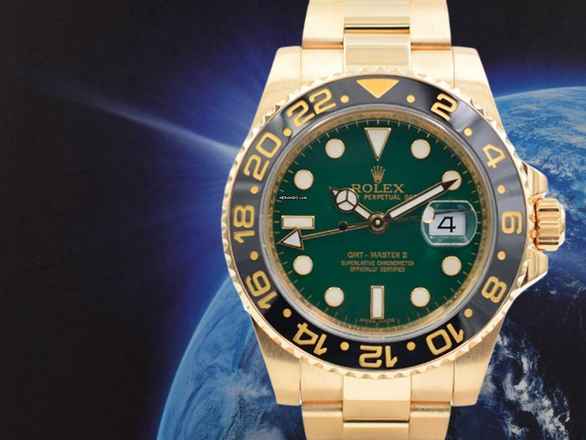  Rolex GMT-Master II 116718ln Green 2011 - Full Set </h1> 