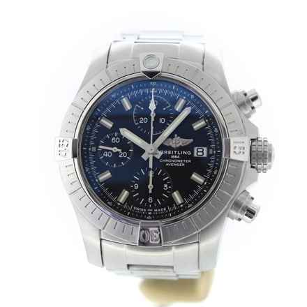  Breitling Avenger Chronograph 43 