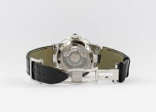 Thumbnail von Ulysse Nardin Executive Dual Time 243-00