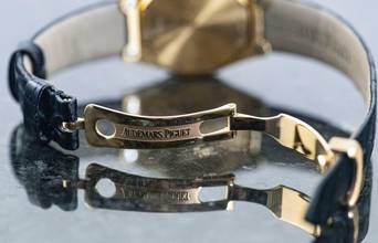 Thumbnail von Audemars Piguet Royal Oak Lady Diamond | 66797BA | Mother of Pearl dial | Yellowgold </h1>