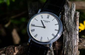 Thumbnail von Patek Philippe Calatrava 3520/00D | rare Japan delivery | Whitegold | Full Set 1979 </h1>