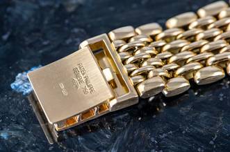 Thumbnail von Patek Philippe Calatrava 3802/200 | Gold bracelet | Certificate 1990 | Yellowgold </h1>