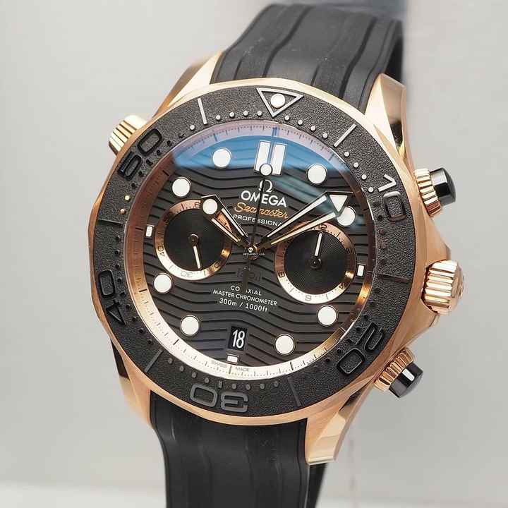  Omega Seamaster Diver 300 M Chronograph 300M 44 mm 18k Gold B&P NEW Neu/ungetragen 