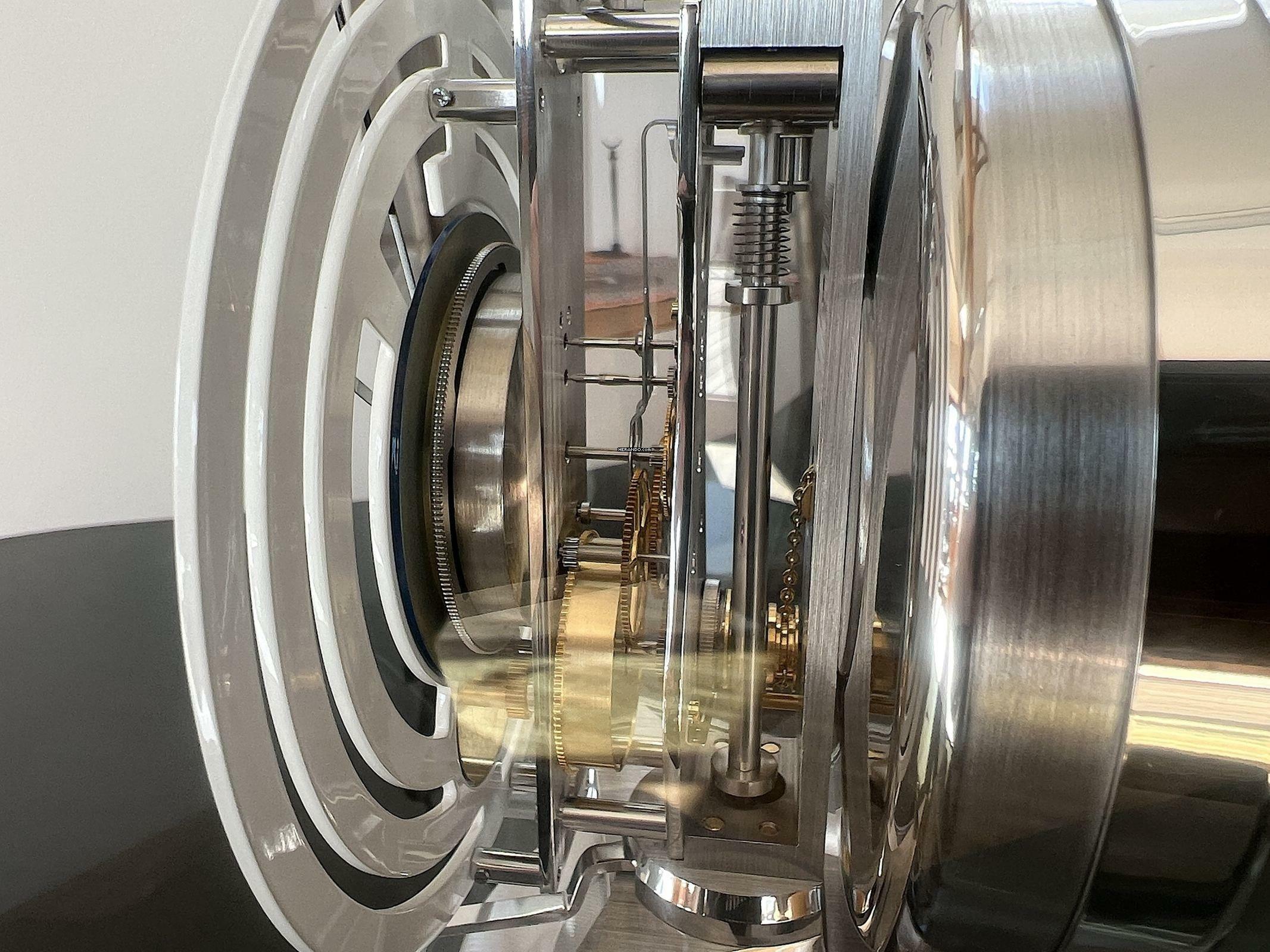 Thumbnail von Jaeger-LeCoultre Atmos du Millénaire Atlantis </h1>